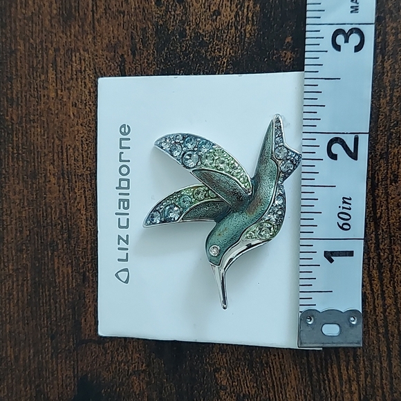 Liz Claiborne Hummingbird Pendant - Picture 2 of 5